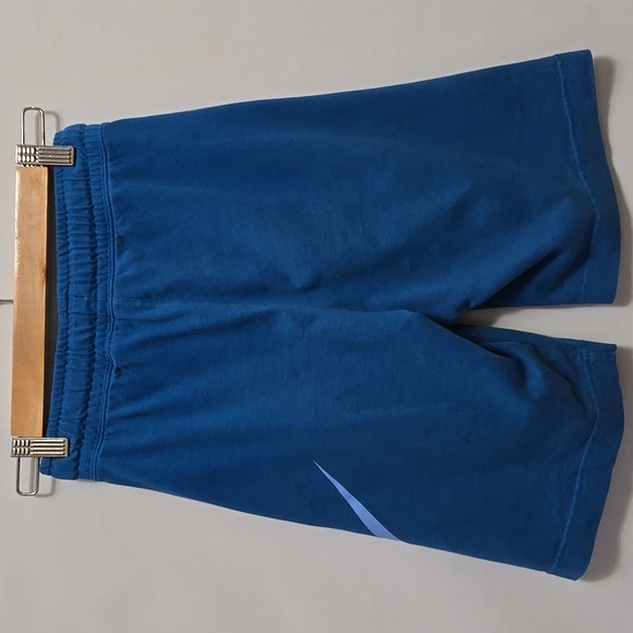 Nike Boys‎ Cotton Shorts Size Medium Blue Large Swoosh - Picture 8 of 10